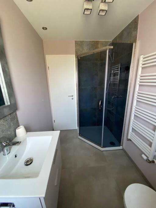 Moderne Und Stilvolle 3 Zimmer Wohnung Bayreuth Ngoại thất bức ảnh